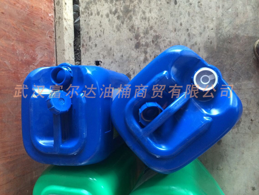 塑料桶